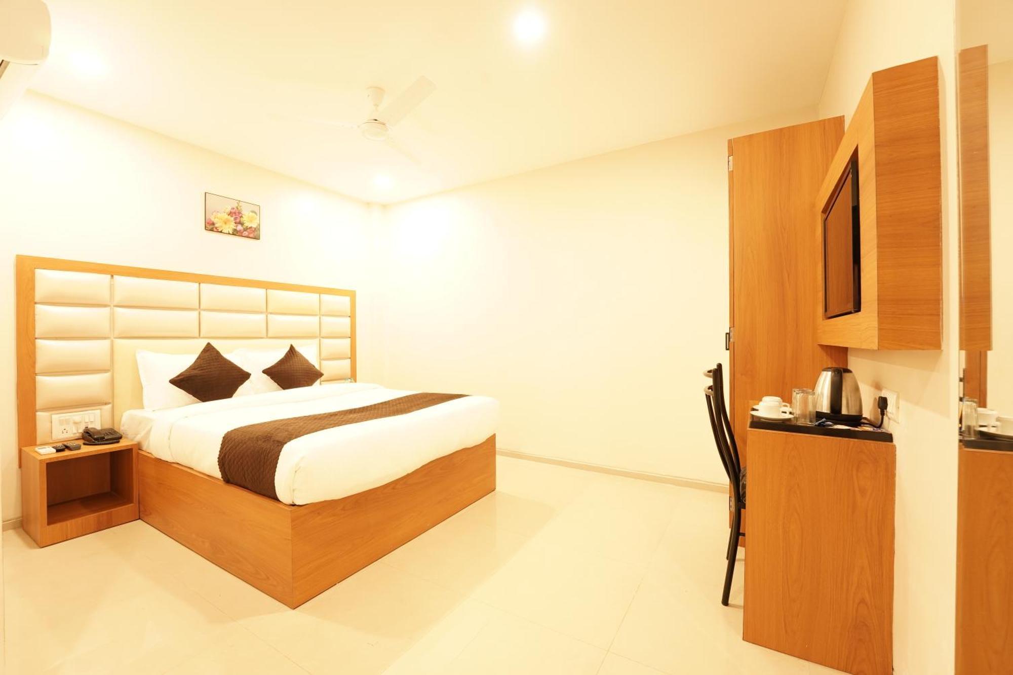 Metropolis Business Hotel Panaji Buitenkant foto