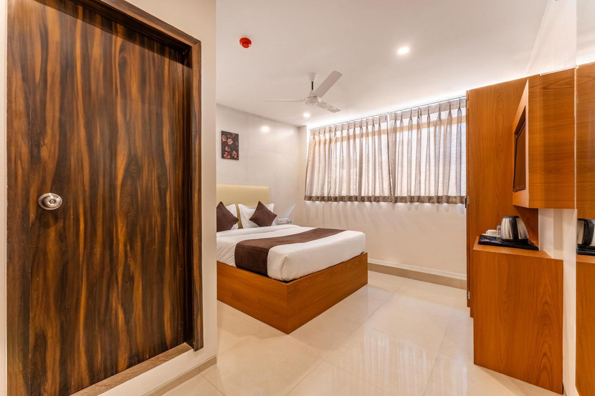 Metropolis Business Hotel Panaji Buitenkant foto