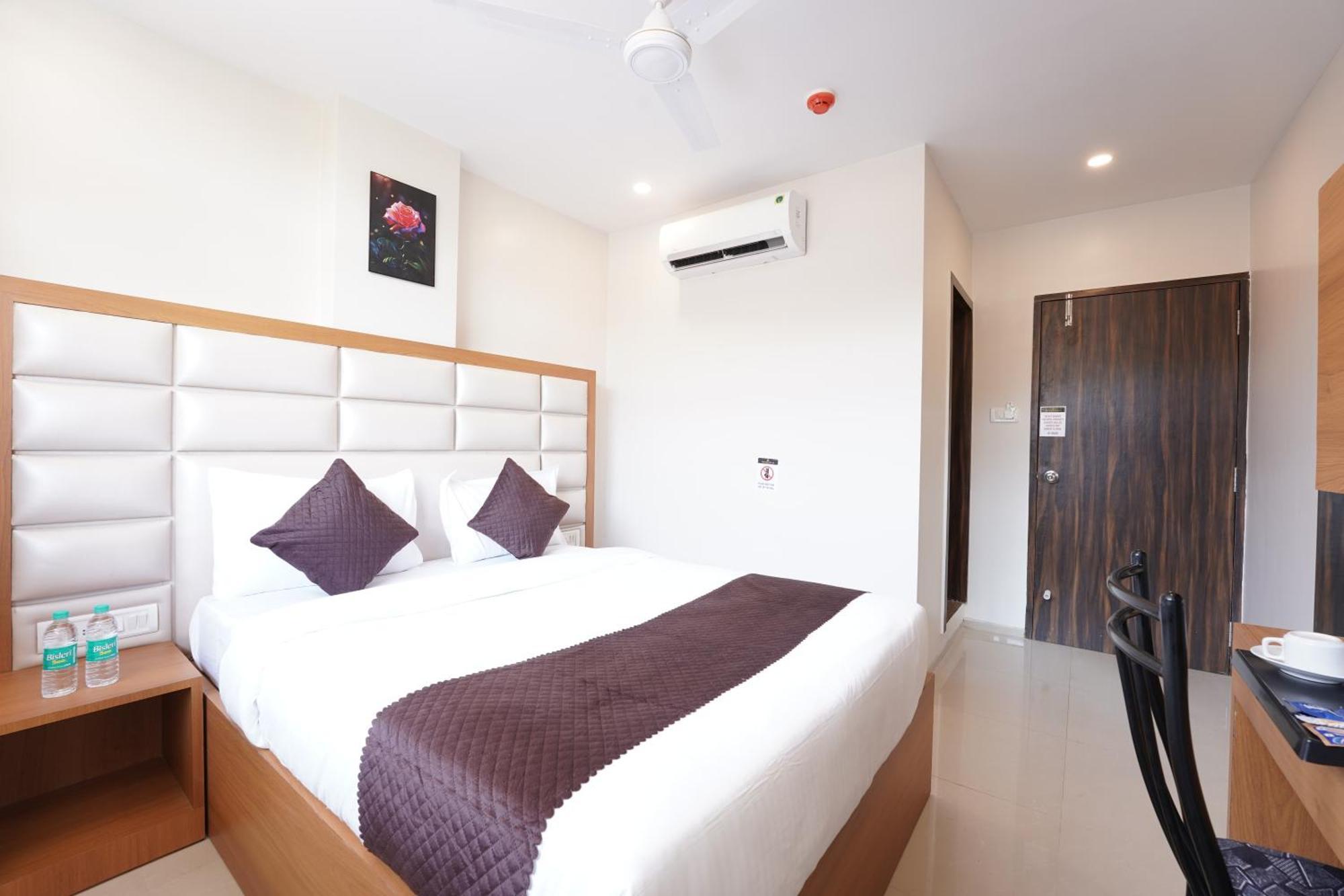 Metropolis Business Hotel Panaji Buitenkant foto