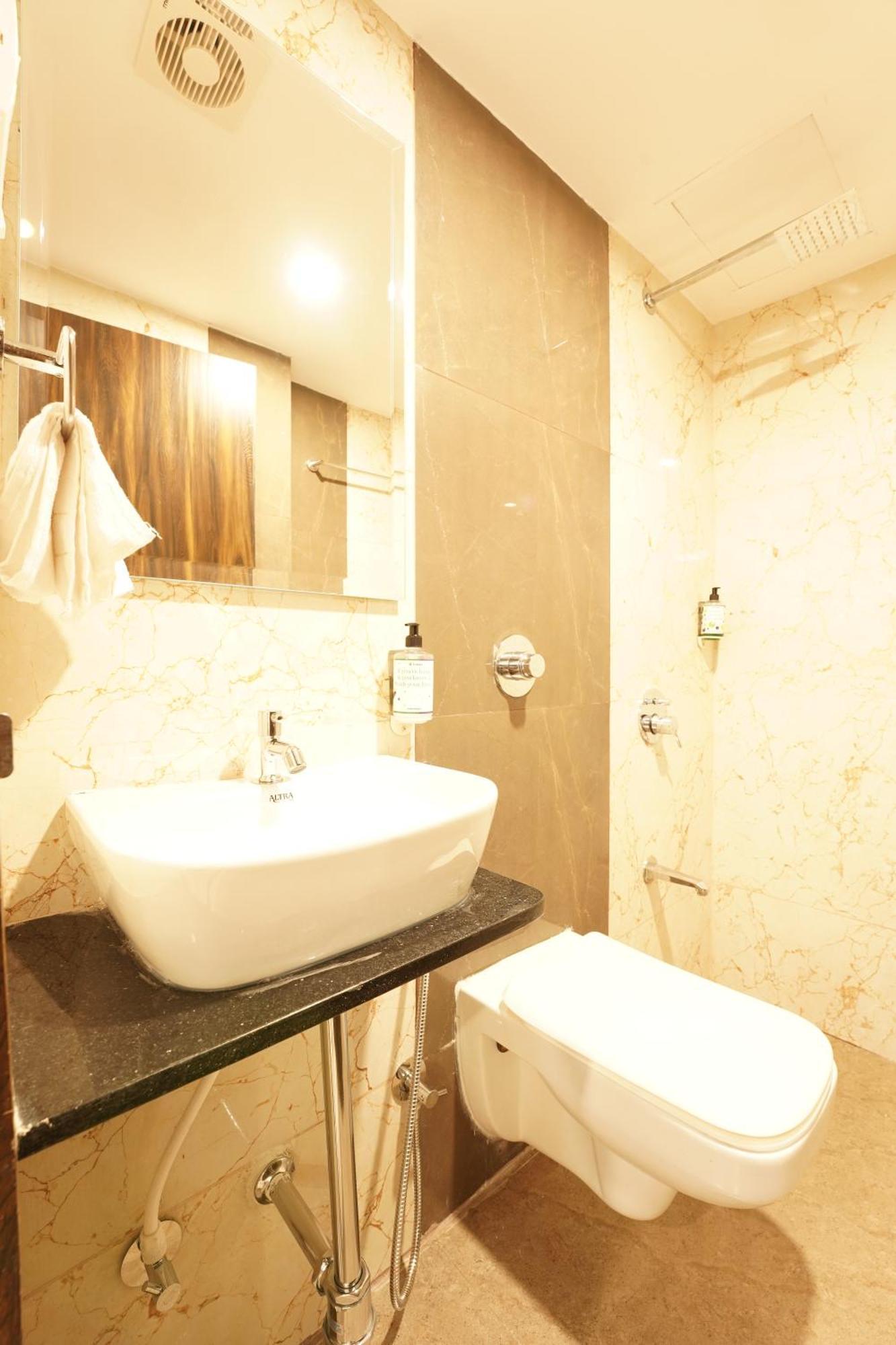 Metropolis Business Hotel Panaji Buitenkant foto