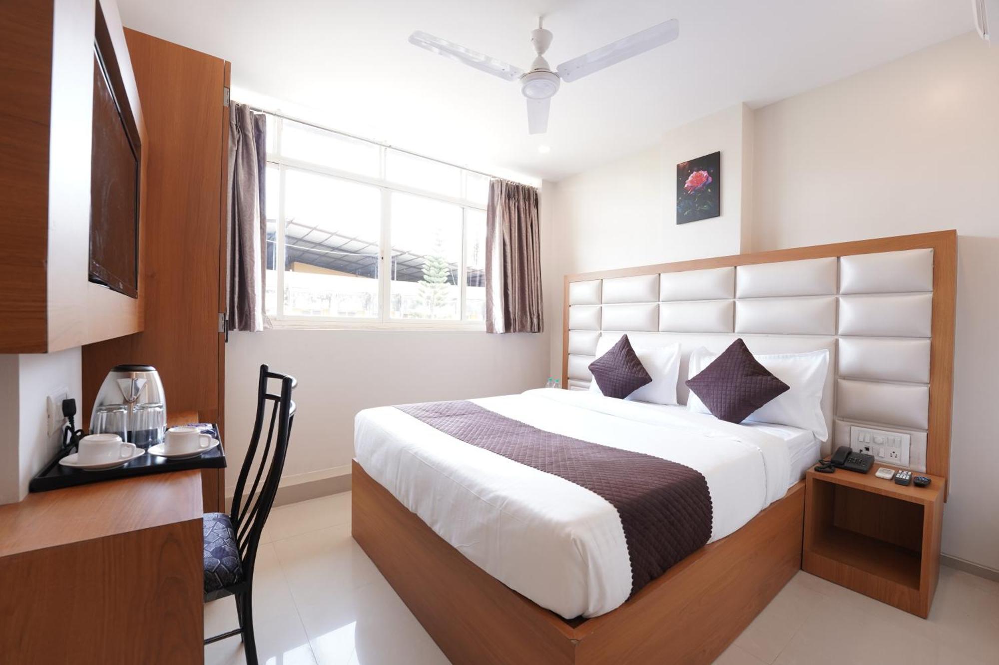 Metropolis Business Hotel Panaji Buitenkant foto